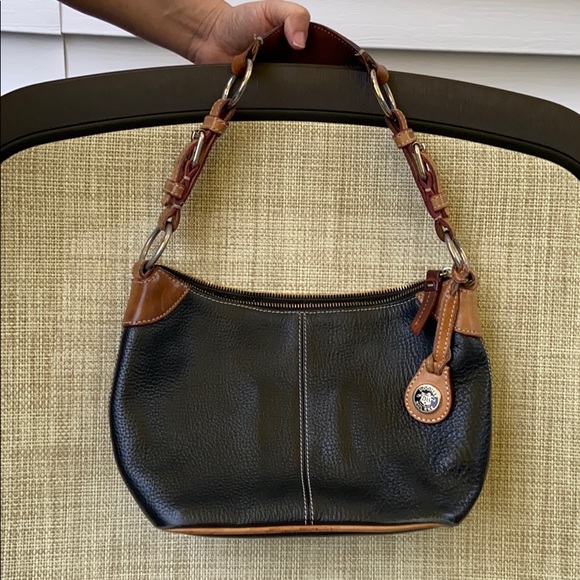 Dooney & Bourke Handbags - Dooney & bourke bag